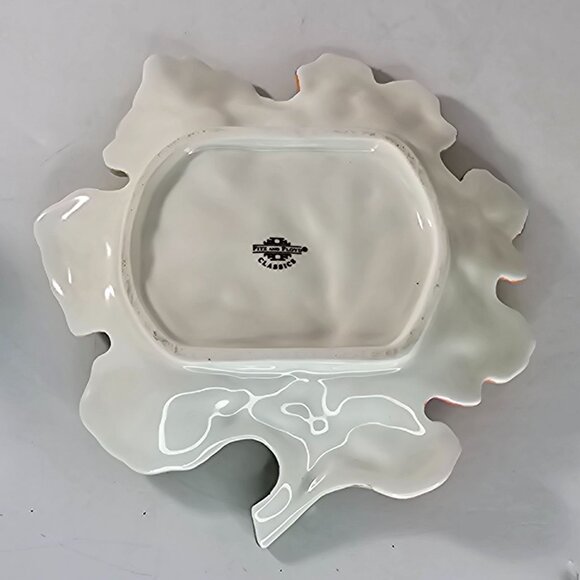 Fitz And Floyd Woodland Spring Bunny Rabbit Salt & Pepper Shaker Set Leaf Plate - Picture 11 of 13